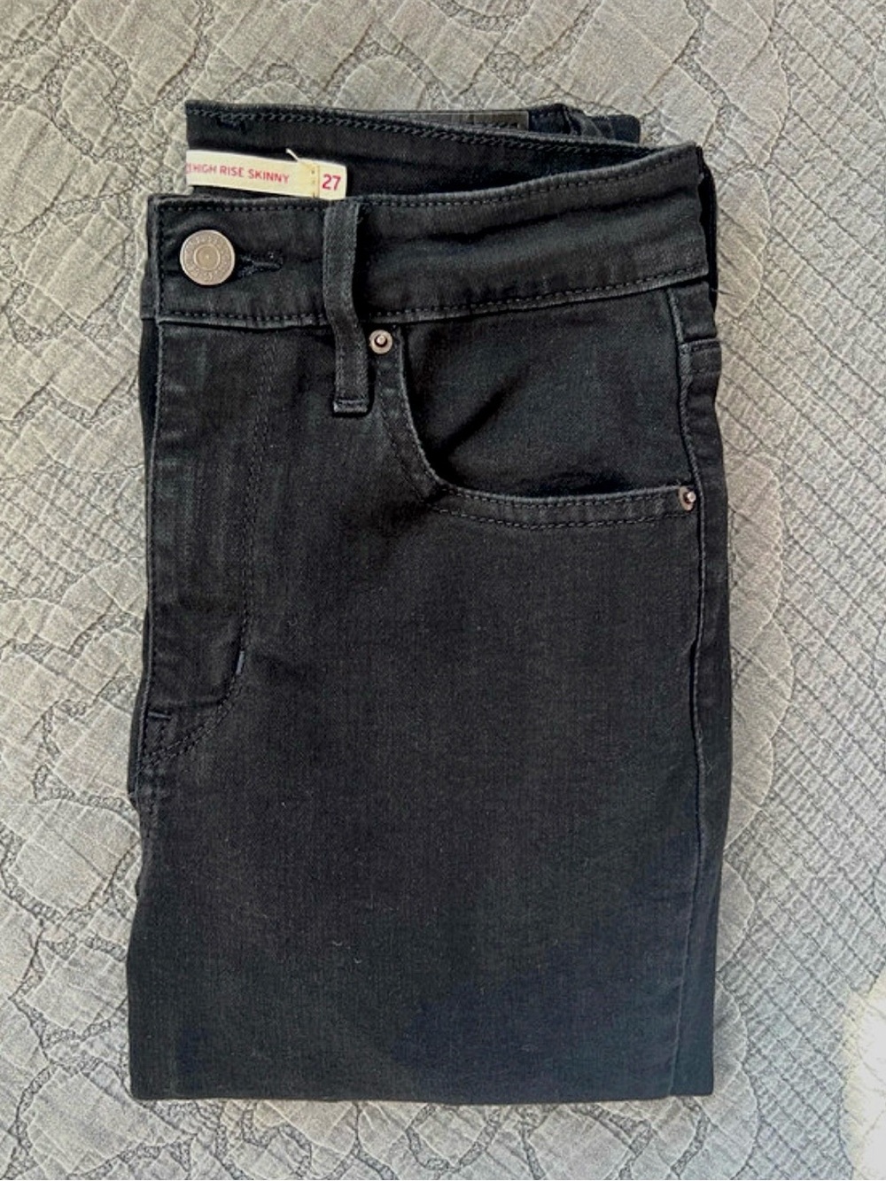 Levi's Black High-Rise Skinny Jeans